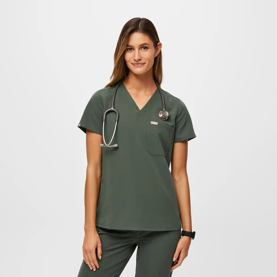 How-to-Transition-Your-Scrubs-from-Work-to-Casual-Wear Zuena